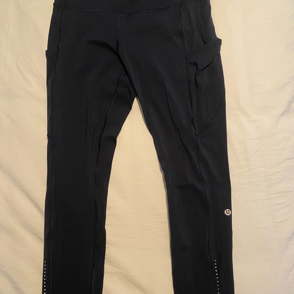 Lululemon all the right places crop - Picture 2 of 3